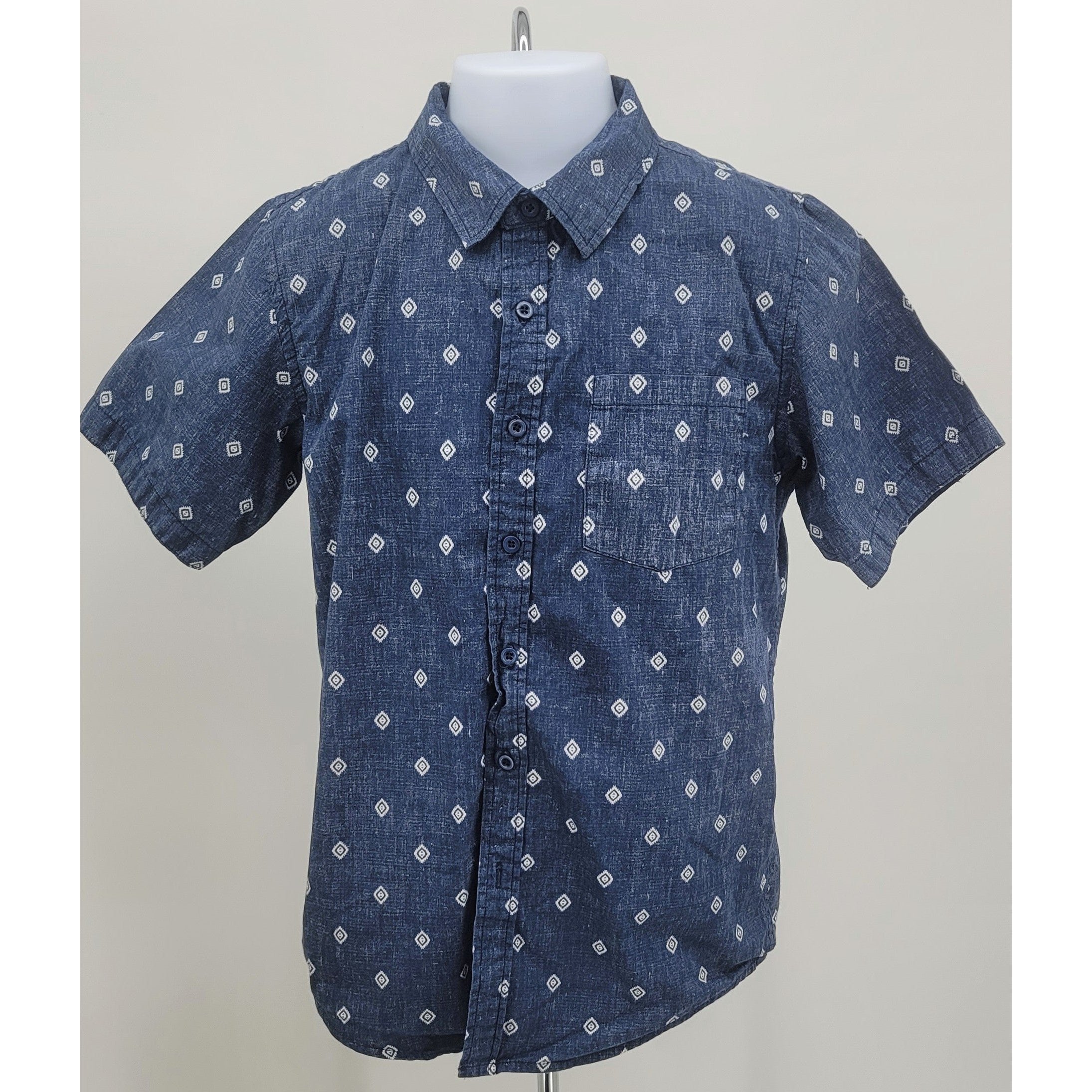 Boys Shouthouse  Shirt, Size M 10/12