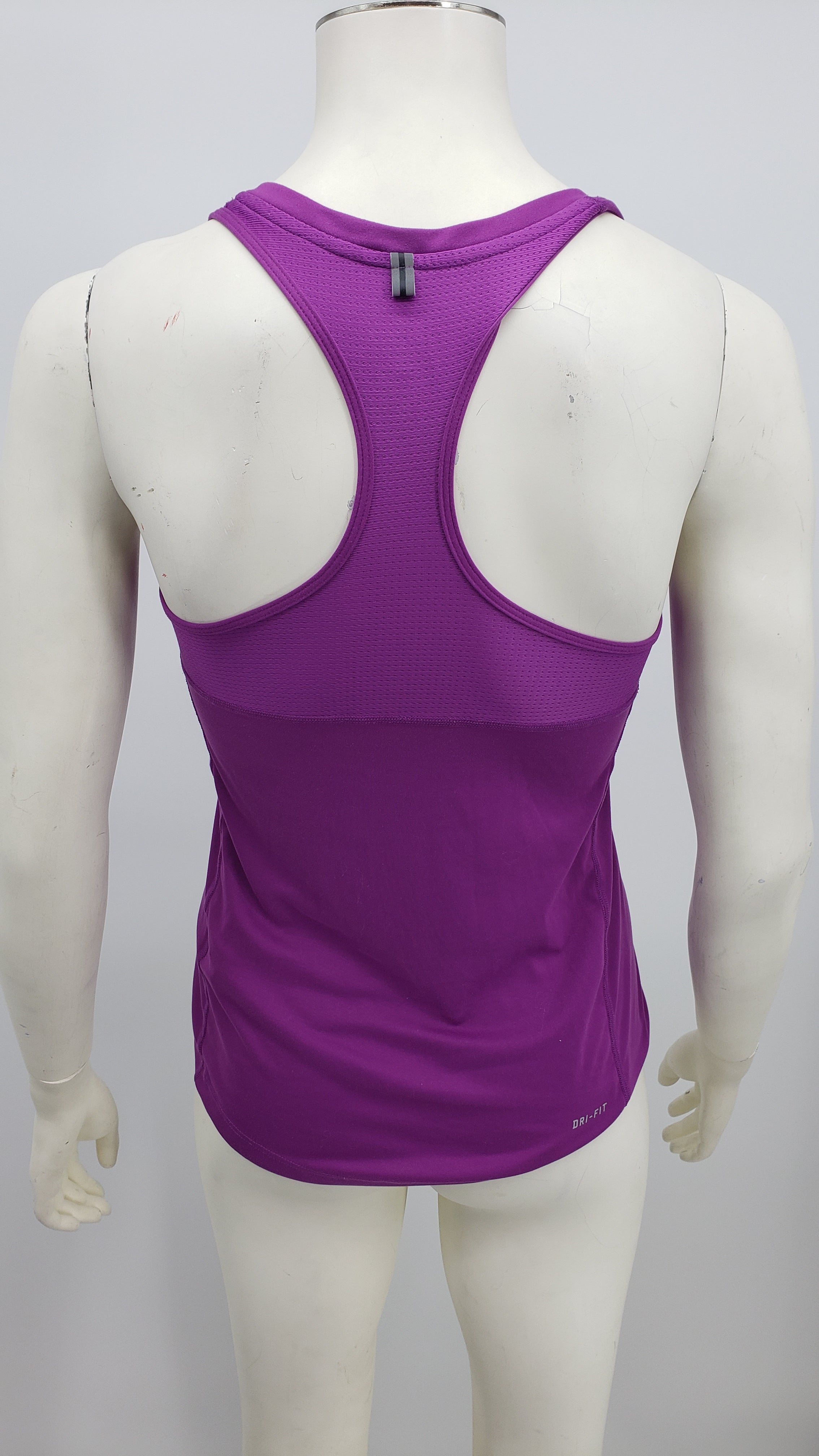 Nike Womens Fit Dry BasicTraining Tank Top Shirt, Size  Small