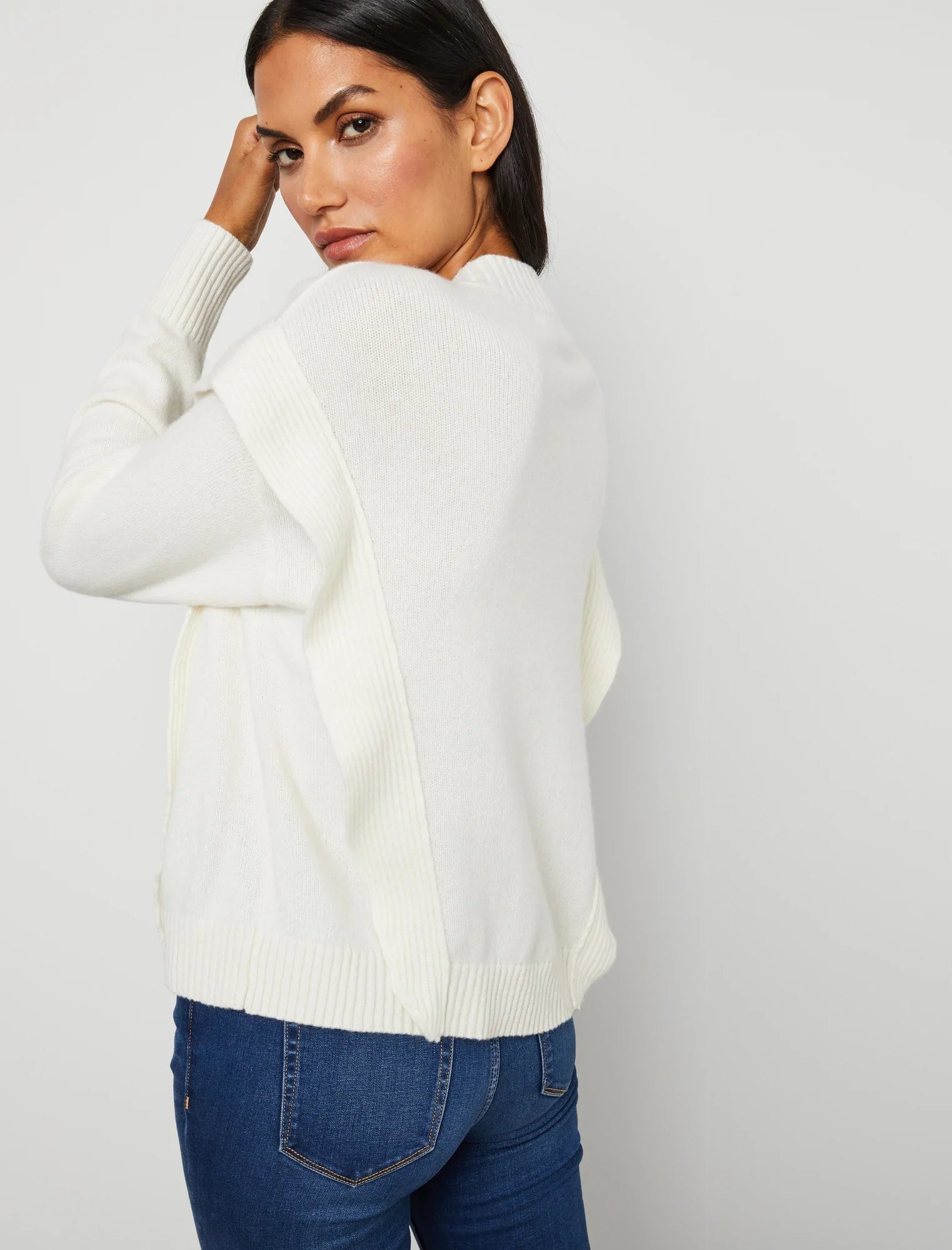 Bcbgmaxazria Flounce Trim Sweater – Gardenia