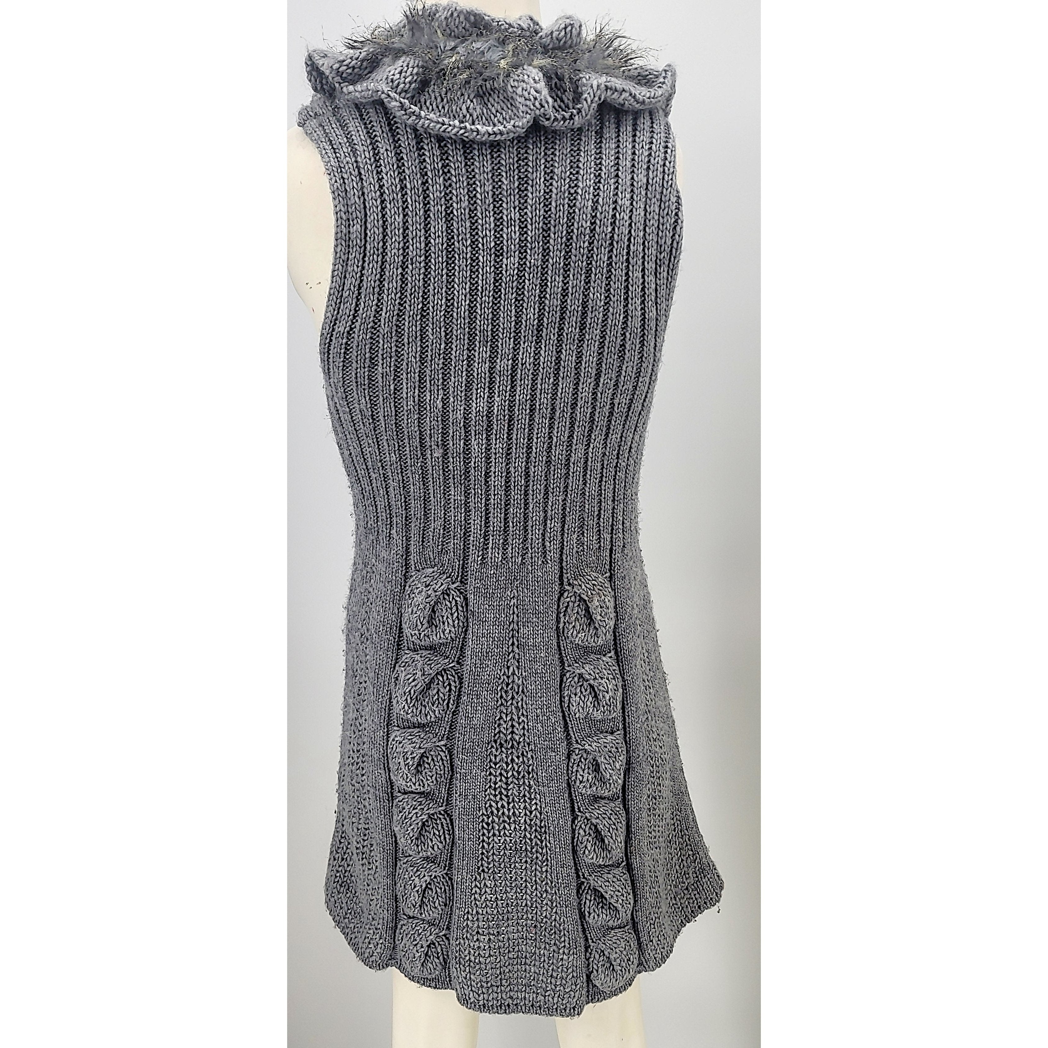 Dressbarn Collection Gray Long Wool Knit Vest, Small