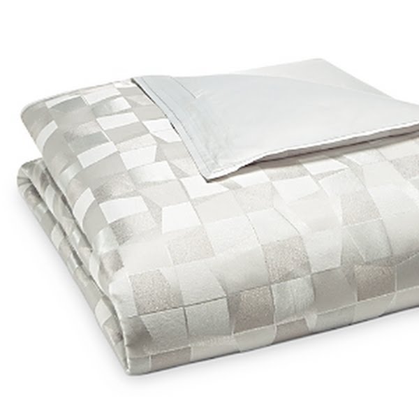 Hudson Park Collection Facets Duvet Cover Set, King, Light Gray