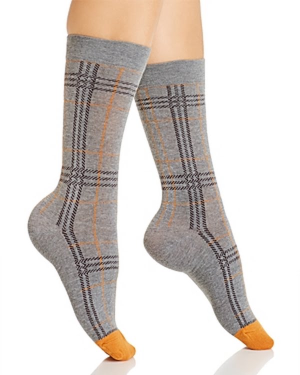 HUE Women’s Plaid Crew Socks (Charcoal Heather Plaid)