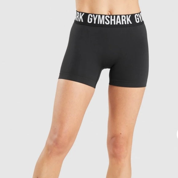 Gymshark Womens Fit Seamless Shorts Black, Size Small