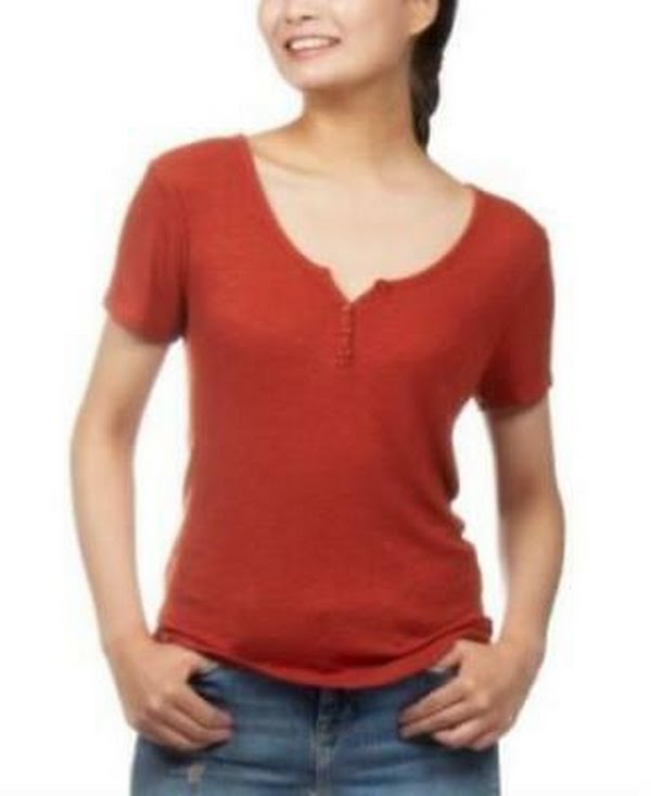 Hippie Rose Juniors Henley-Neck Top