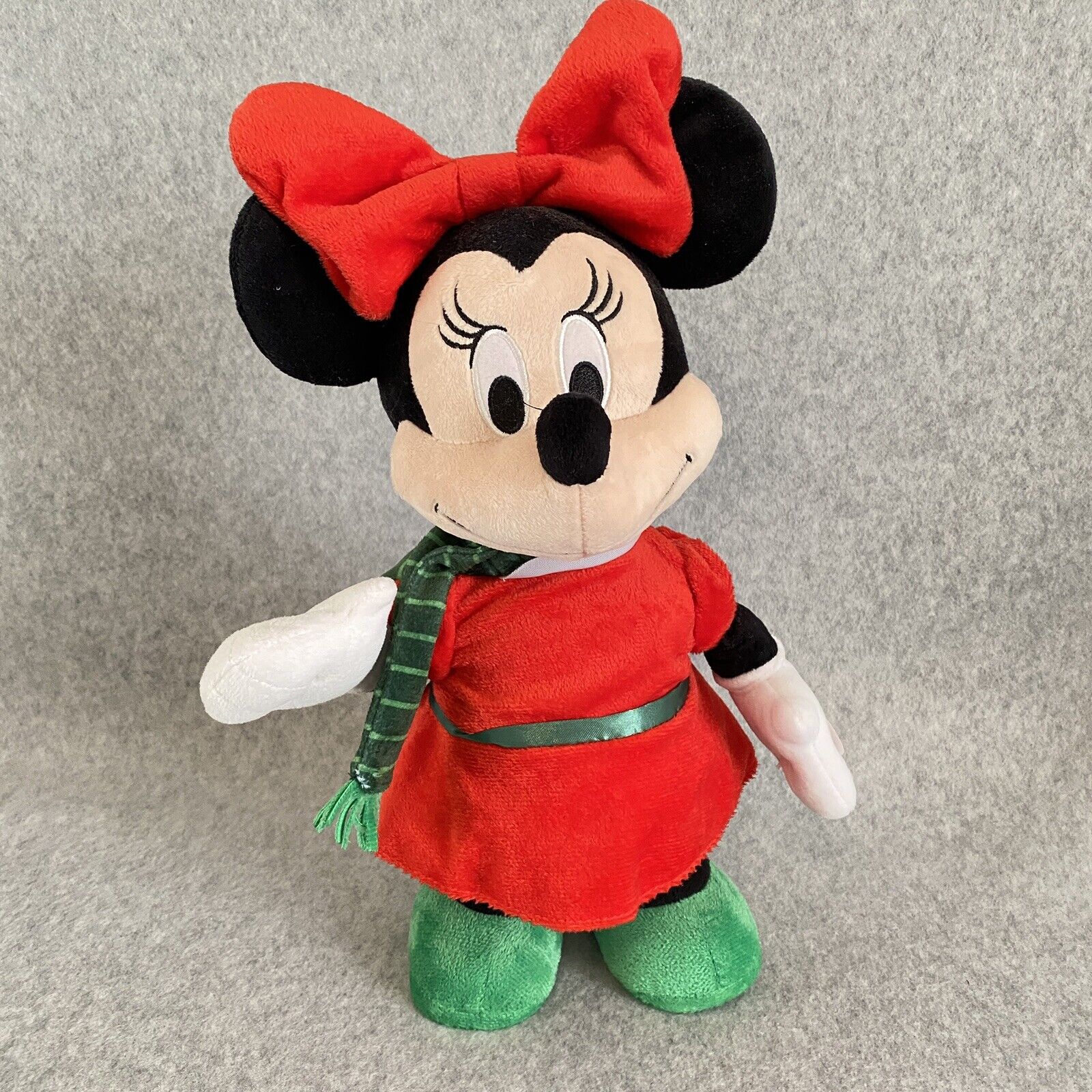 Disney Animated Plush Minnie Mouse Dances to Jingle Bells 13 Tall