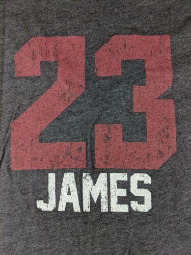 NBA Cleveland Cavaliers -23 James Womens V-Neck Tee Shirt, Size Medium